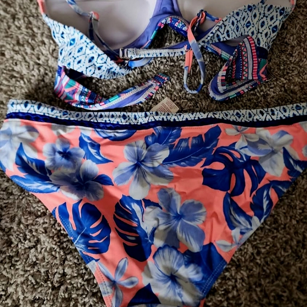 Womens Swim Suit